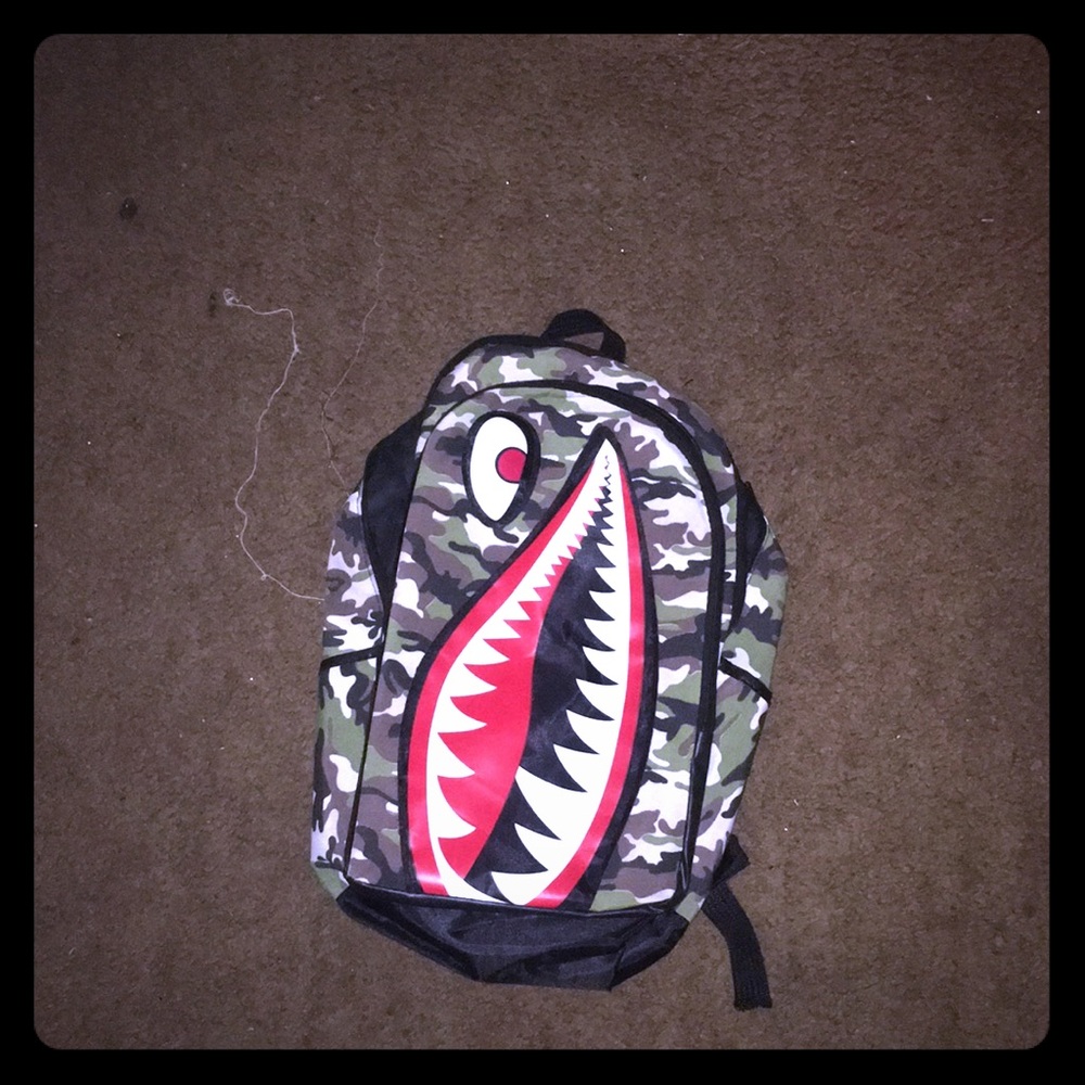Shark book bag 🔥🔥🔥